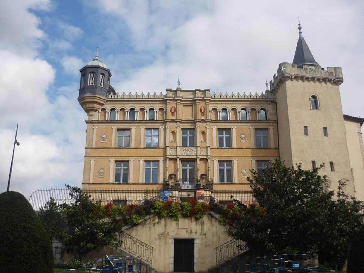 Votre Cocon Parfait A 9 Min D'Eurexpo Et 14 Min Groupama Apartment Saint-Priest  Bagian luar foto