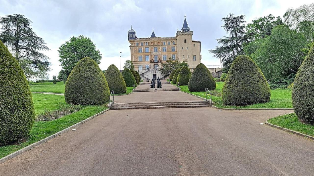 Votre Cocon Parfait A 9 Min D'Eurexpo Et 14 Min Groupama Apartment Saint-Priest  Bagian luar foto