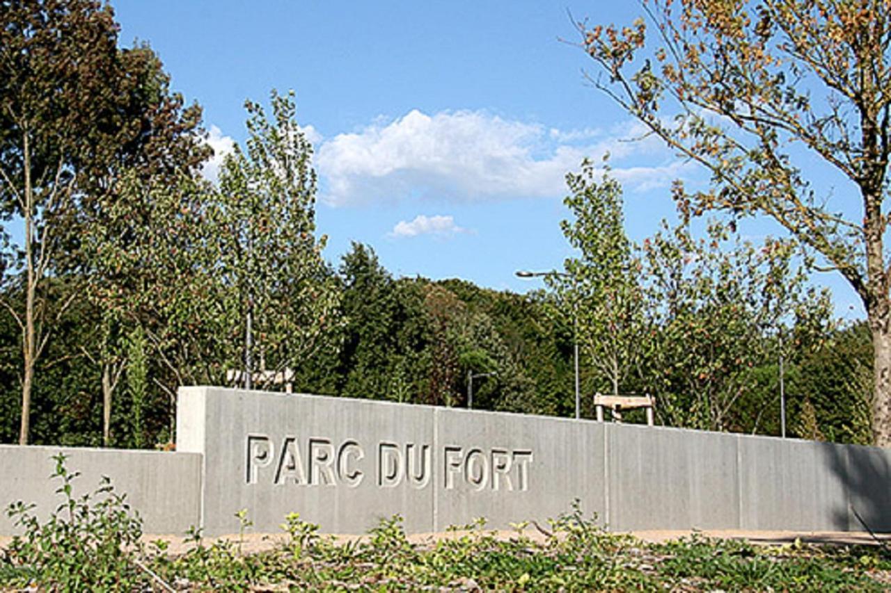 Votre Cocon Parfait A 9 Min D'Eurexpo Et 14 Min Groupama Apartment Saint-Priest  Bagian luar foto