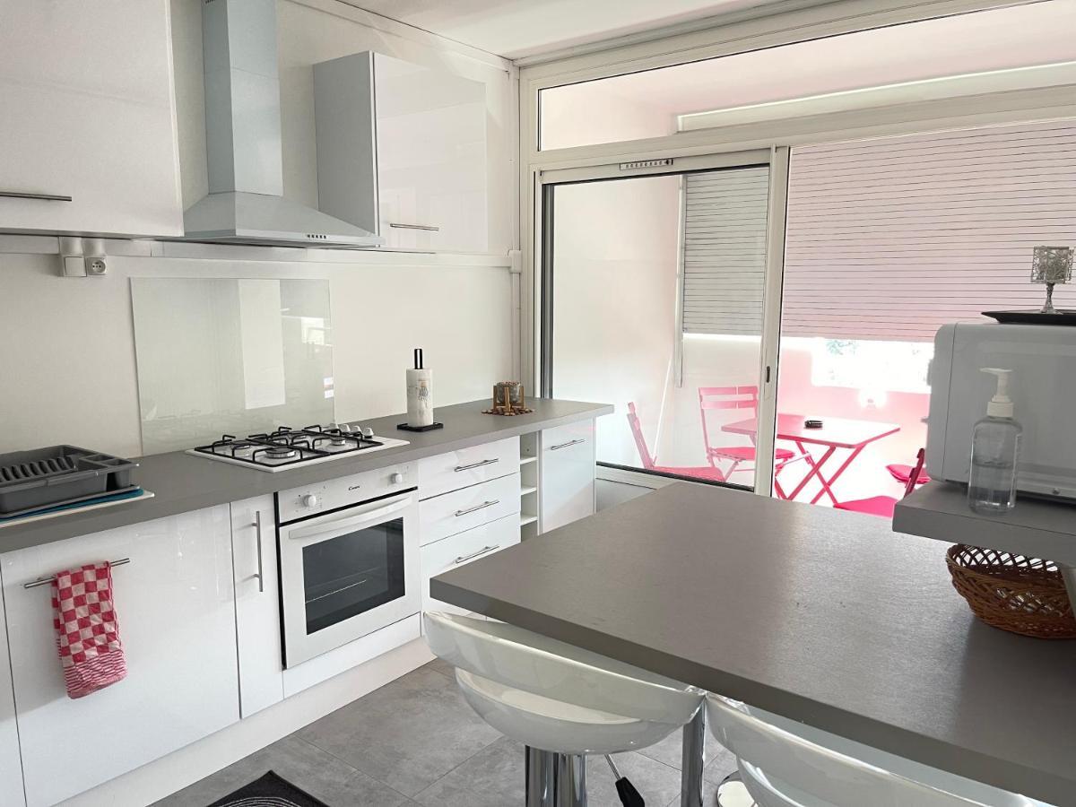 Votre Cocon Parfait A 9 Min D'Eurexpo Et 14 Min Groupama Apartment Saint-Priest  Bagian luar foto