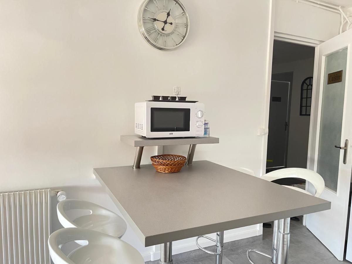 Votre Cocon Parfait A 9 Min D'Eurexpo Et 14 Min Groupama Apartment Saint-Priest  Bagian luar foto