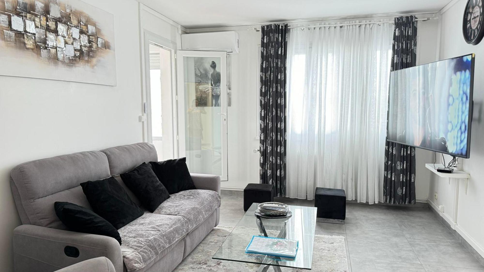 Votre Cocon Parfait A 9 Min D'Eurexpo Et 14 Min Groupama Apartment Saint-Priest  Bagian luar foto